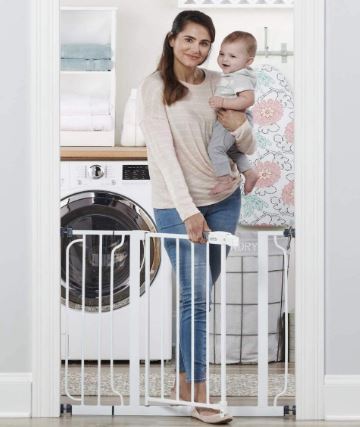 regalo easy walk through gate review